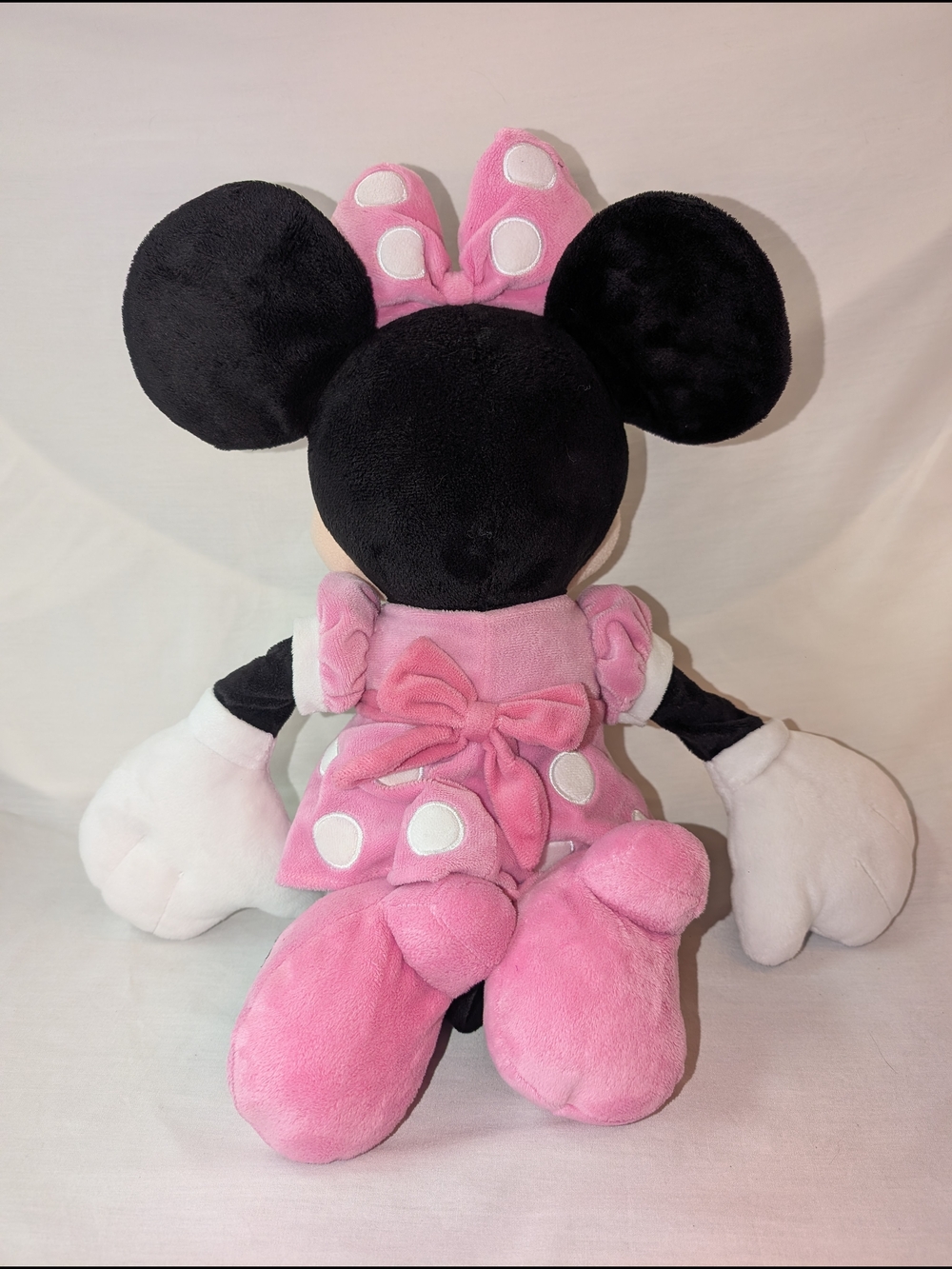 Disney Store Minnie Mouse - Picture 5 of 9